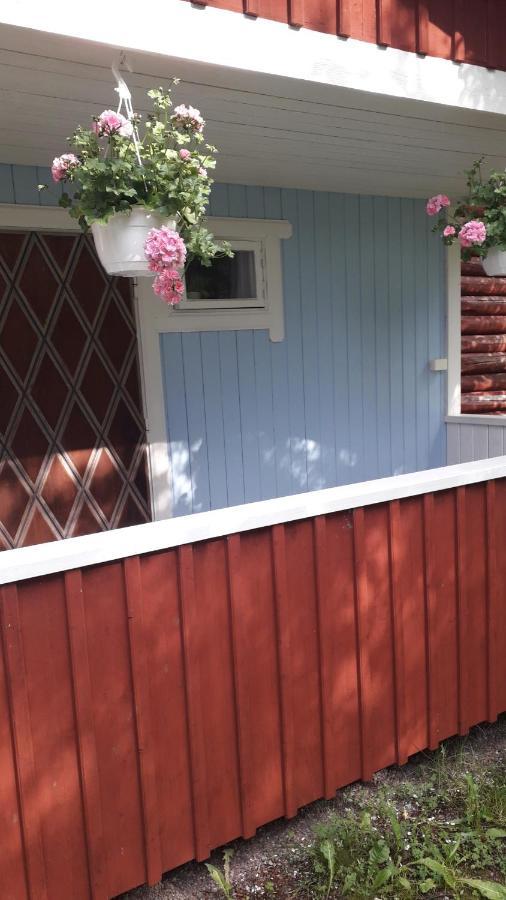 Draenggardens Stuga Pa Genuin Raettviksgard Boda  Экстерьер фото