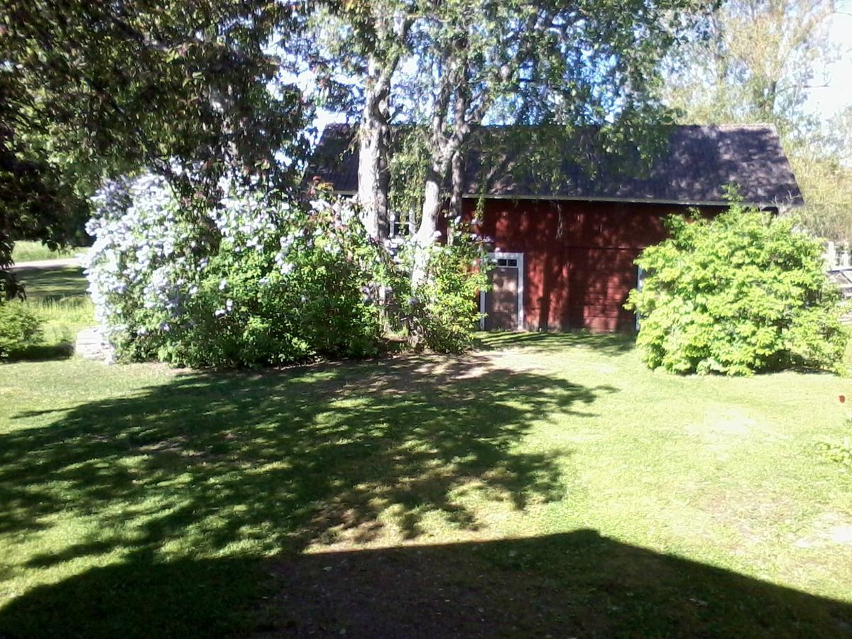 Draenggardens Stuga Pa Genuin Raettviksgard Boda  Экстерьер фото